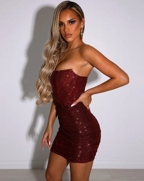 Buy Maroon Dresses for Women by DIVAWALK Online | Ajio.com Buy Maroon Dresses for Women by DIVAWALK Online | Ajio.com