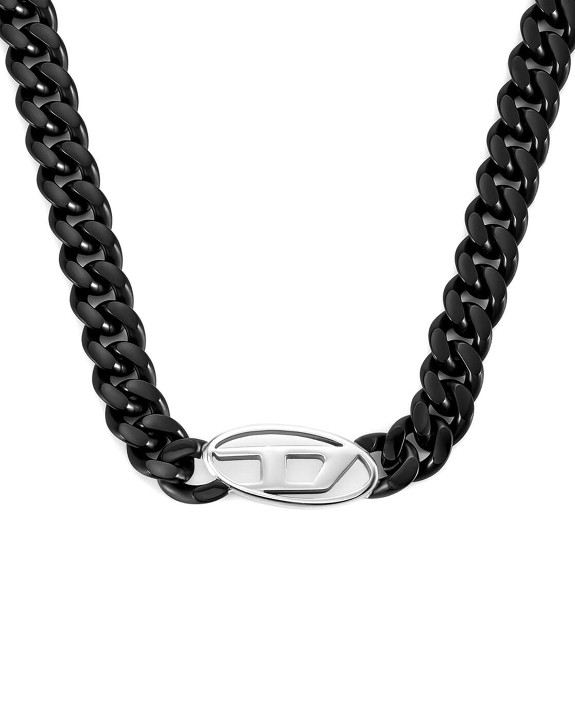 -1117Wx1400H-701489958-black-