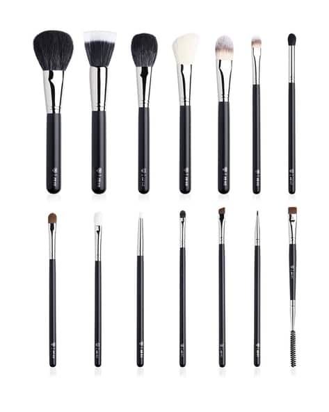 Buy PAC Absolute Basics Brush Set Online | Ajio.com