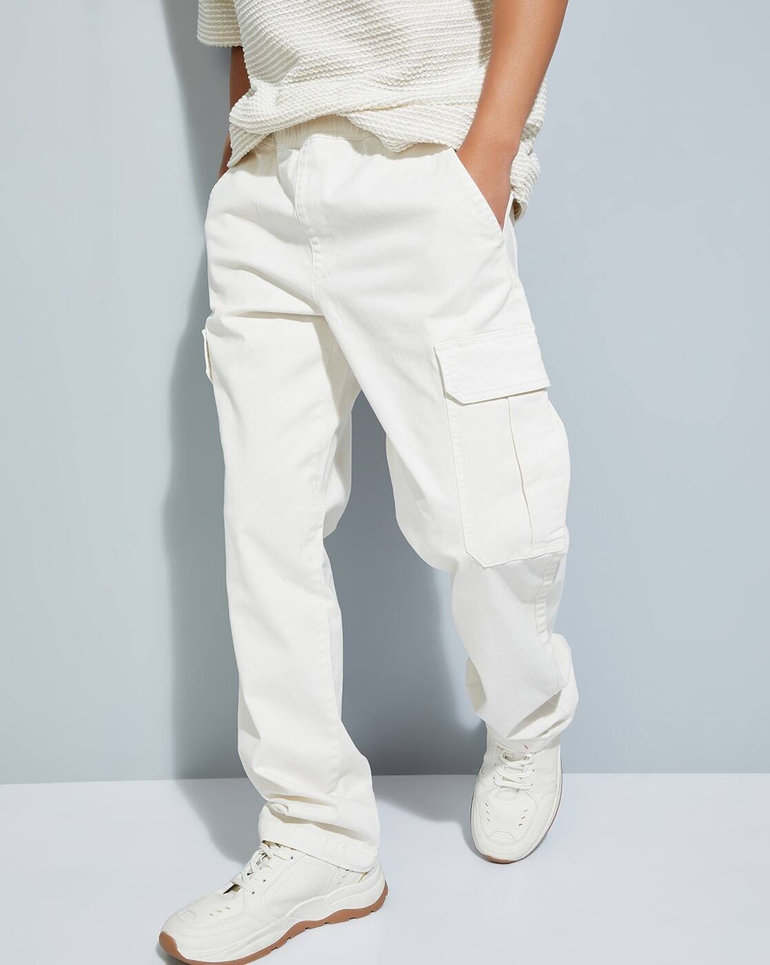 Buy MAX Men Straight Fit Cargo Pants Online | Ajio.com