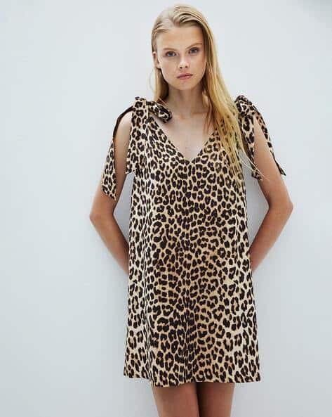 Buy Beige Dresses for Women by H&M Online | Ajio.com Buy Beige Dresses for Women by H&M Online | Ajio.com