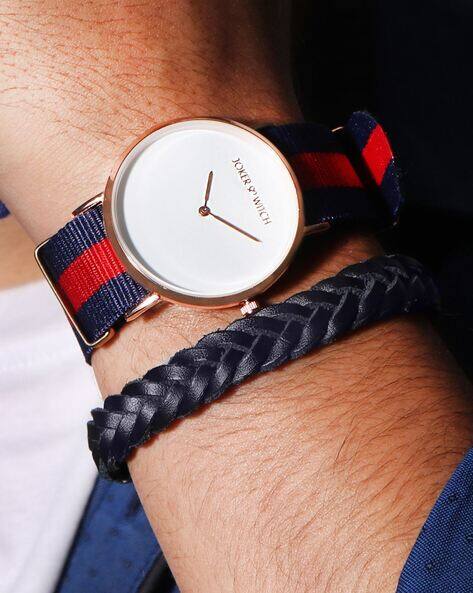 Joker & Witch Men Round Dial Analogue Watch