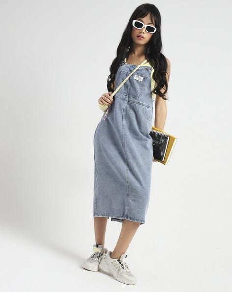 Buy Sera Women Denim Dungaree Dress Online | Ajio.com