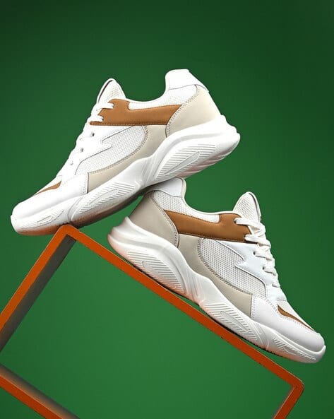 Men Round-Toe Sports Shoes with Lace Fastening