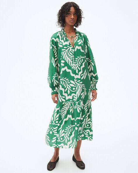 slim fit dress slacks All The Good Emerald Green Ruffled Midi Dress  Shop the Mint