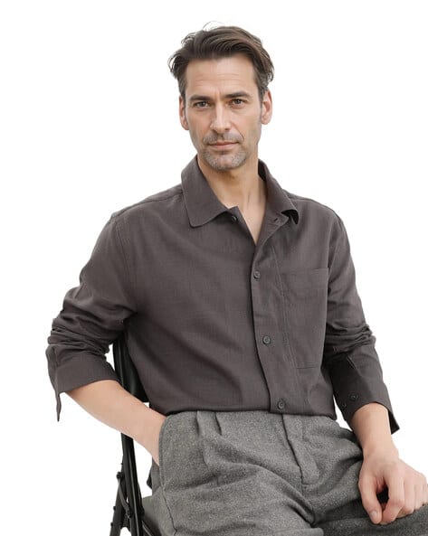 Rare Rabbit Men Textured Regular Fit Shirt with Spread Collar