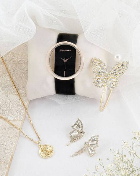 Joker & Witch Set of 4 Women JWLS394 Analogue Watch with Necklace & Earrings Set