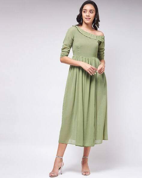 dress with belt women Adjustable Thin For Skinny Belts For Women Solid Color Alloy Turn Lock Belt For Jeans Coat,Khaki at Amazon Women's Clothing store Finished with subtle texture Medium 90s Adrianna Papell searchable:thick straps SKU:MEW00577