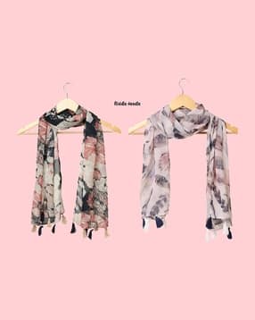 Pack of 2 Women Floral Print Scarfs with Tassels