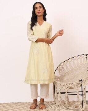 Women Embellished Kurta with V-Neck-picture-51