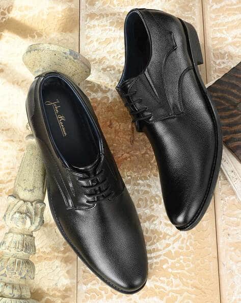 Men Lace-Up Formal Shoes with Synthetic Upper