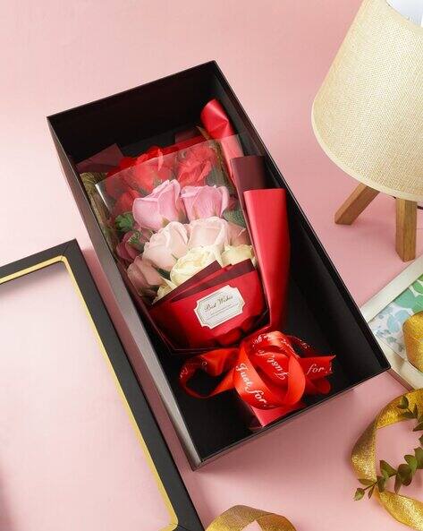 Tayhaa Handmade Artificial Flower Set