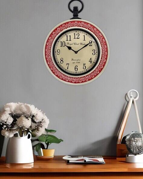 Aapno Rajasthan Hand-Painted Pendant Wall Clock