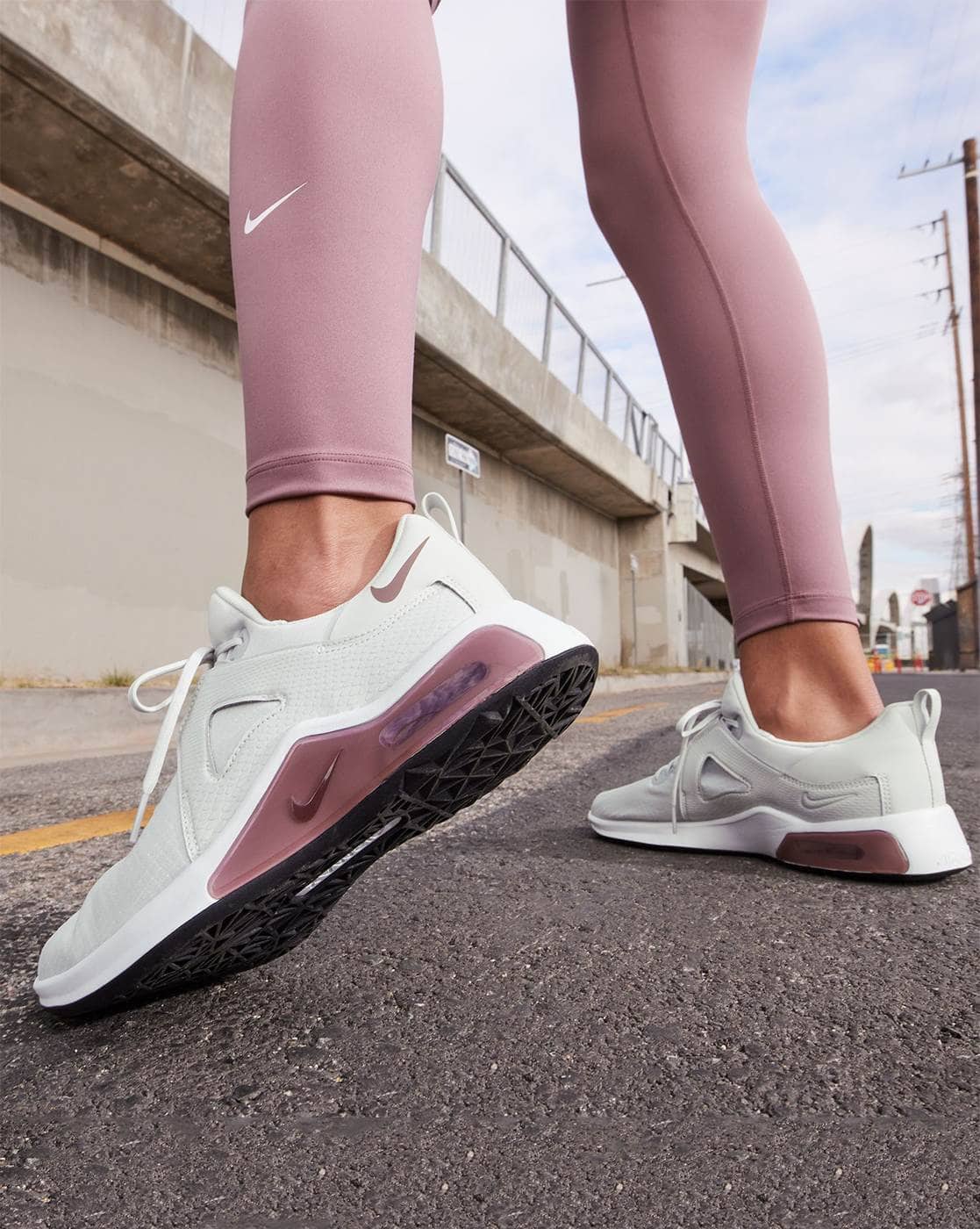 Air Max Bella TR Training Shoes