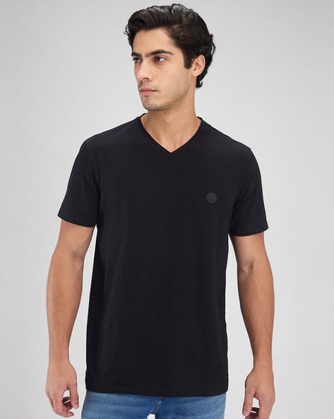 SPYKAR Men Slim Fit V-Neck T-Shirt with Logo Embroidery