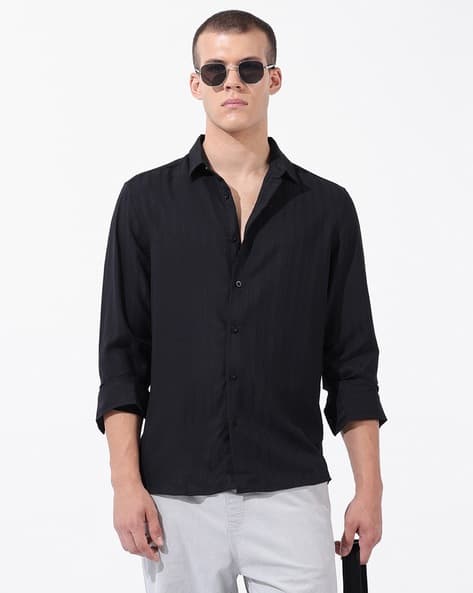 The Indian Garage Co Men Regular Fit Upbeat Resort Shirt