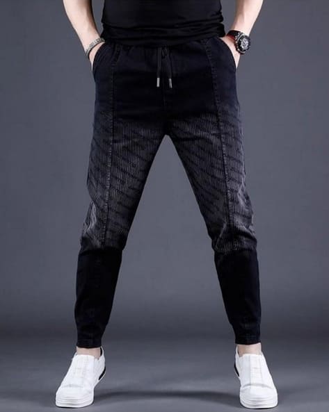 Men Mid-Rise Loose Fit Jogger Pants