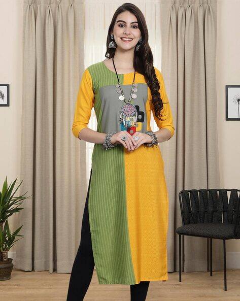 7 Threads Women Striped Straight Kurta