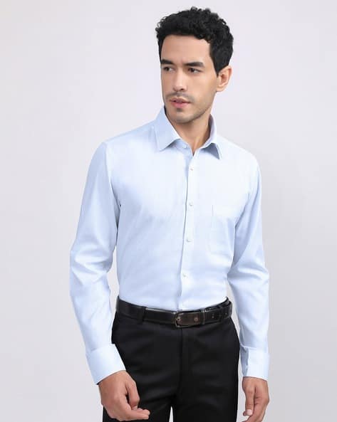 LOUIS STITCH Men Regular Fit Shirt with Patch Pocket