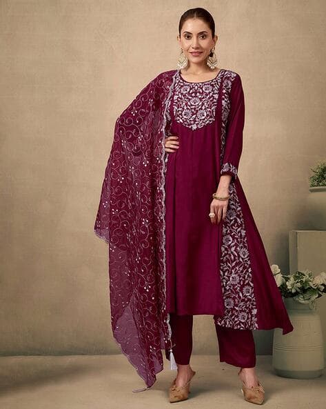 Women Embroidered Anarkali Kurta Pants with Dupatta