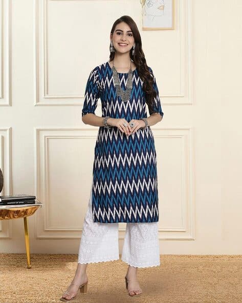 7 Threads Women Printed Straight Kurta Set