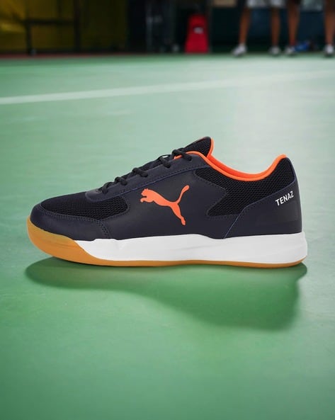 Low-Top Lace-Up Basketball Shoes