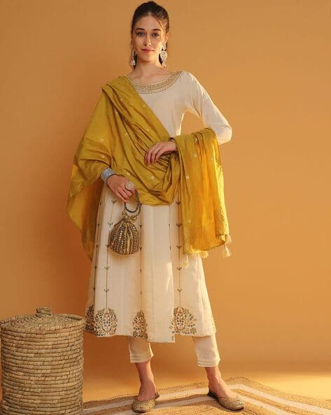 SVARAA Women Embroidered Flared Kurta Suit Set