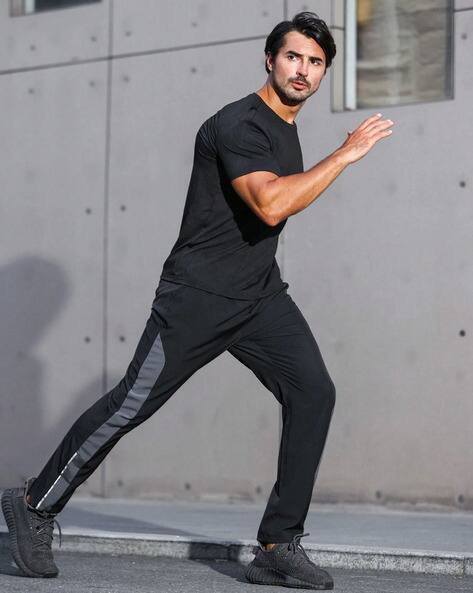 On Running Pants 価格23時に1万4000円に戻します Best Offers on Running pant upto 20-71% off - Limited period sale