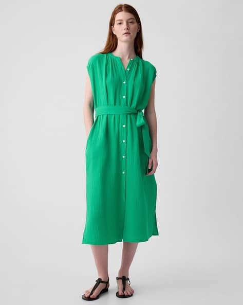 slim fit dress slacks Shop Gap Clothing and Denim at SilkRoll. Trade with us! main image 1
