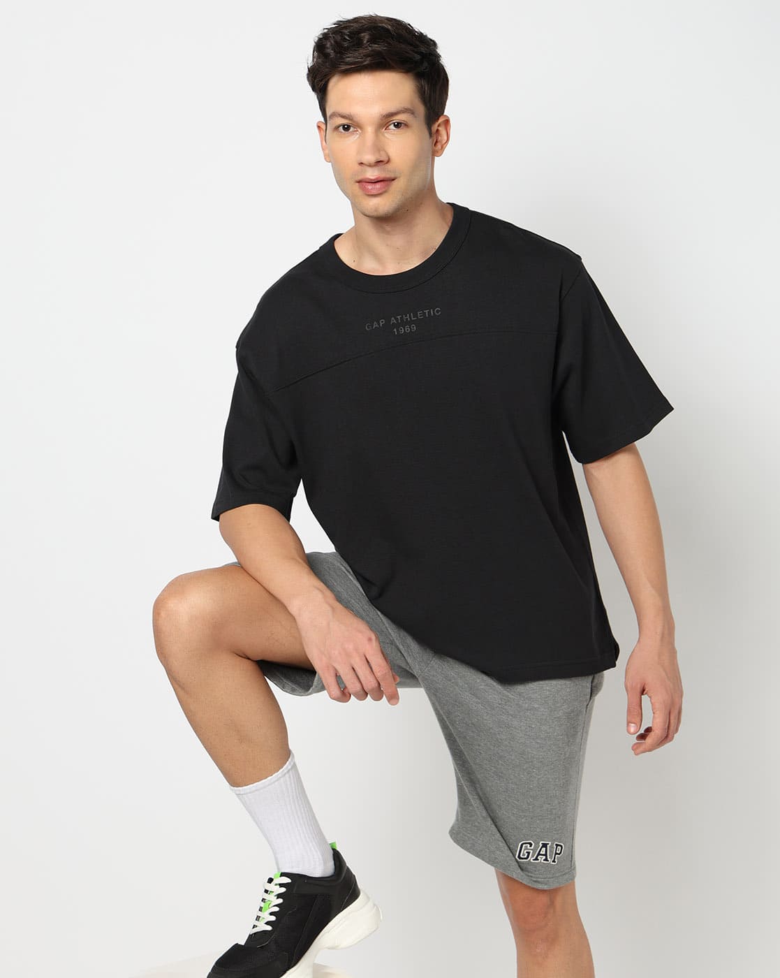 Men Typographic Print Oversized Crew-Neck T-Shirt