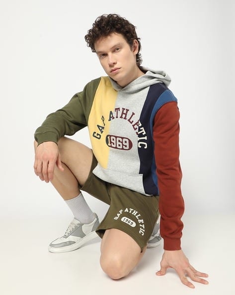 Men Colourblock Regular Fit Hoodie