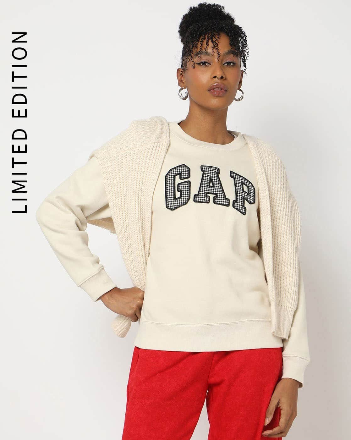 Women Logo Applique Relaxed Fit Crew-Neck Sweatshirt