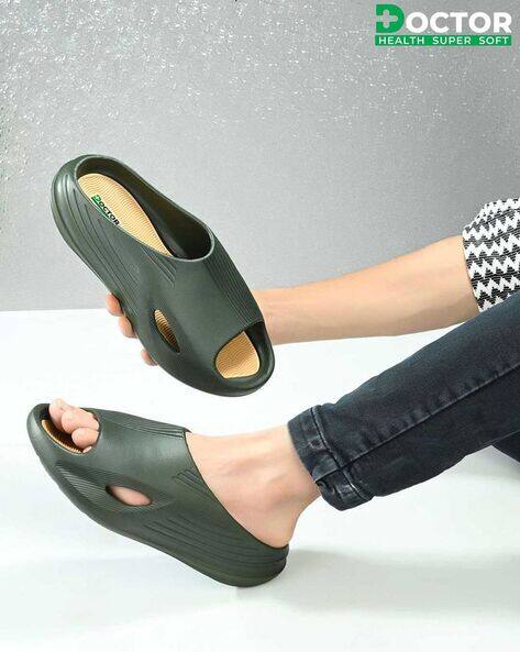 DOCTOR HEALTH SUPER SOFT Men Flip Flops With EVA Upper