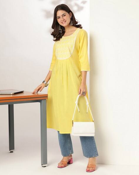 Janasya Women Embroidery A-line Kurta