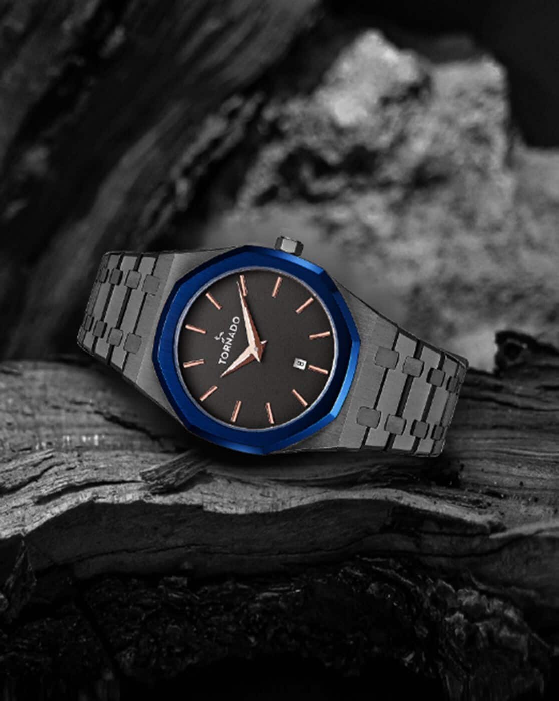 -1117Wx1400H-700218329-grey-