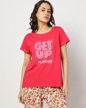 yousta Women Typographic Print Crew-Neck T-Shirt-picture-31