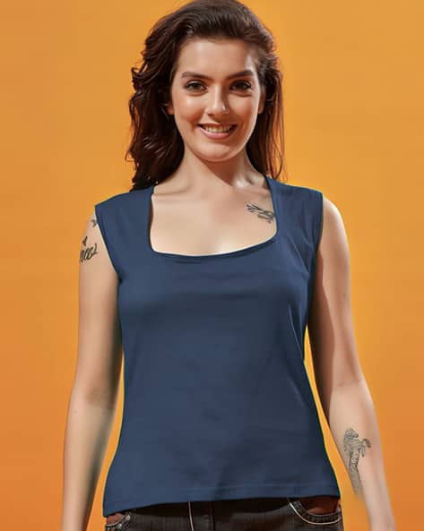 theallchemy Women Relaxed Fit Square-Neck T-Shirt