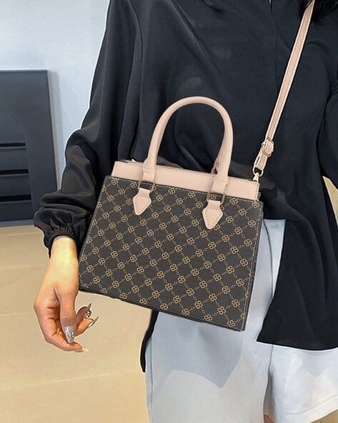 Lulu & Sky Women Geometric Sling Bag