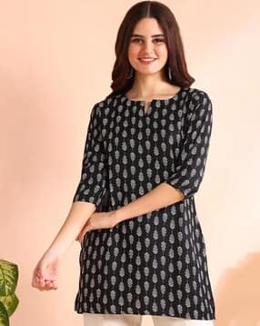 nyrika Women Printed Relaxed Fit Tunic with Bracelet Sleeves-picture-35