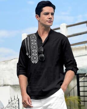 Men Regukar Fit Aztec Print Short Kurta-image-48