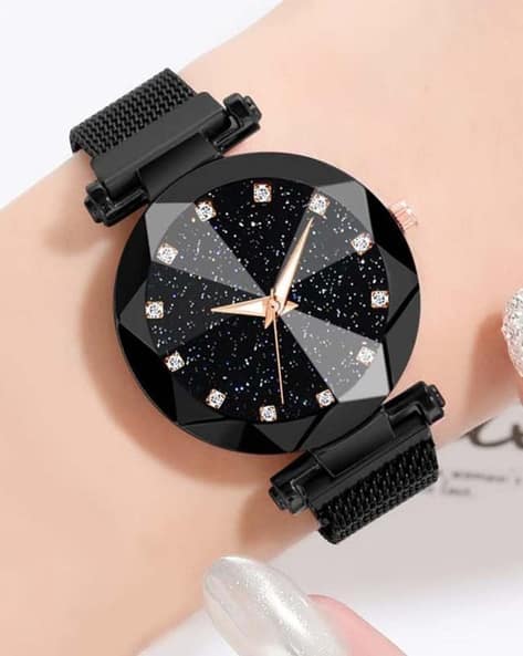 TREX Women Round Dial Analogue Watch