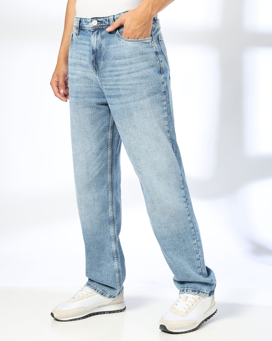 remagine starting blocks newjeans着用 210.jpg