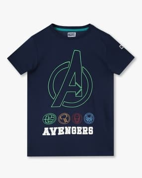 Boys Avengers Print Tailored Fit Round-Neck T-Shirt