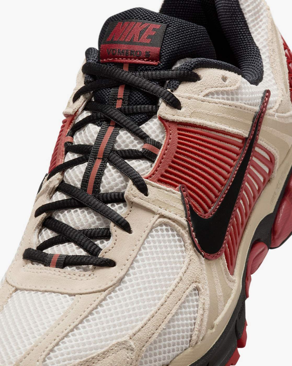 Buy NIKE Men Zoom Vomero Lace-Up Sneakers Brown Color Men