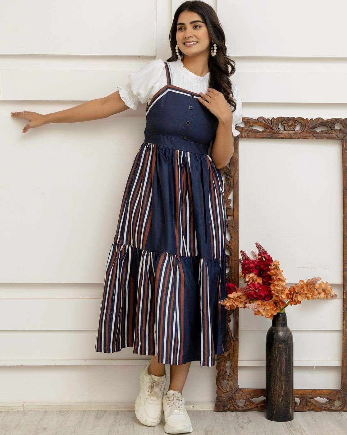 -1117Wx1400H-701614683-navy-