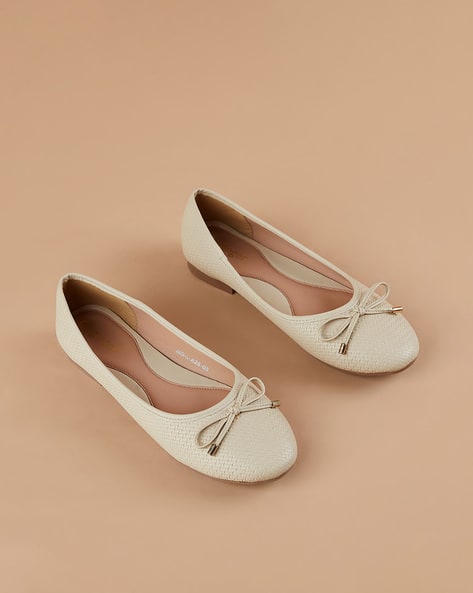 Buy Off White Flat Shoes for Women by Ginger by lifestyle Online