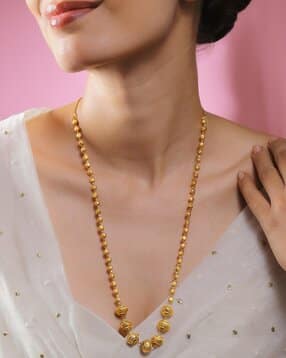 women gold-plated beaded short necklace