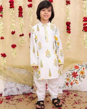 bow n bee Boys Floral Print Kurta Pyjamas Set-picture-30