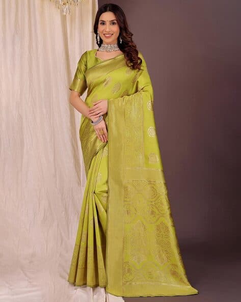 Revangi Women Embellished Banarasi Traditional Saree