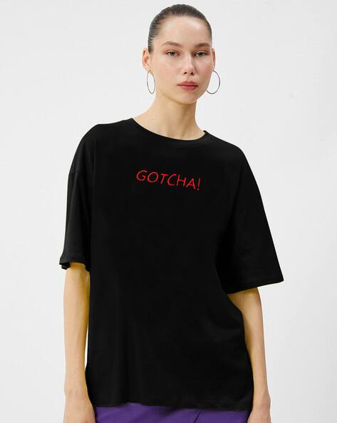 Fabflee X AG Women Typographic Print Regular Fit Round-Neck T-Shirt